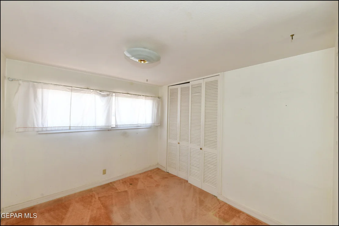 Photo of 9525 DESERT RIDGE Drive