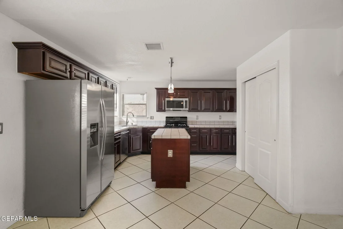 Photo of 1611 PLAYA DEL SOL Street