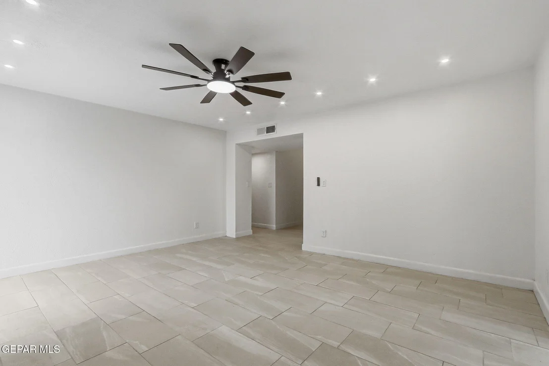 Photo of 709 FRONTERA Road