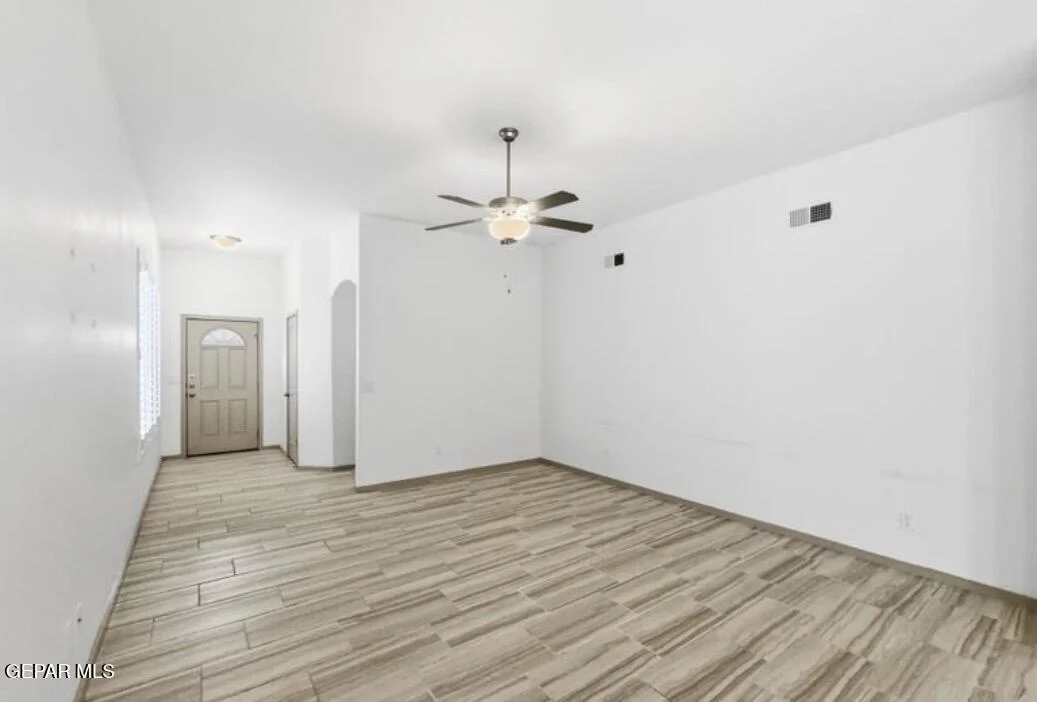 Photo of 613 CEDARWOOD Drive