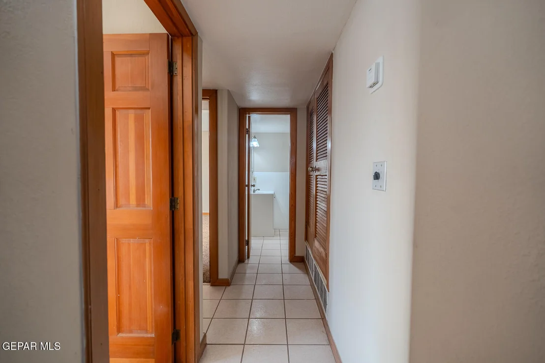 Photo of 11640 Peters Road