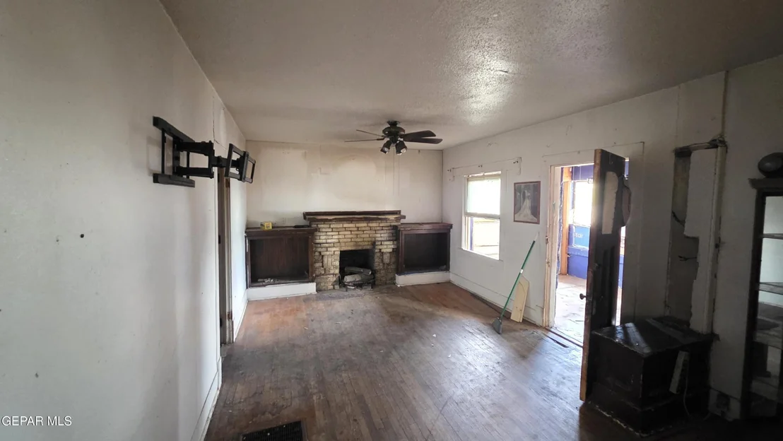Photo of 3219 MOUNTAIN Avenue