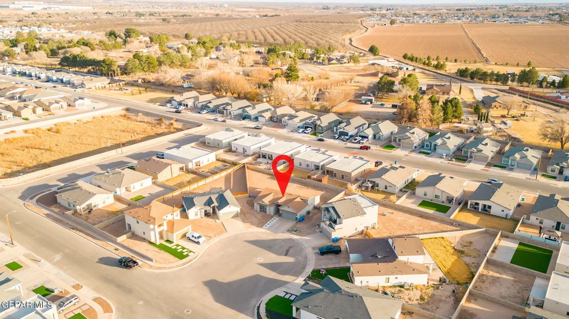 Photo of 356 PLATEAU Drive