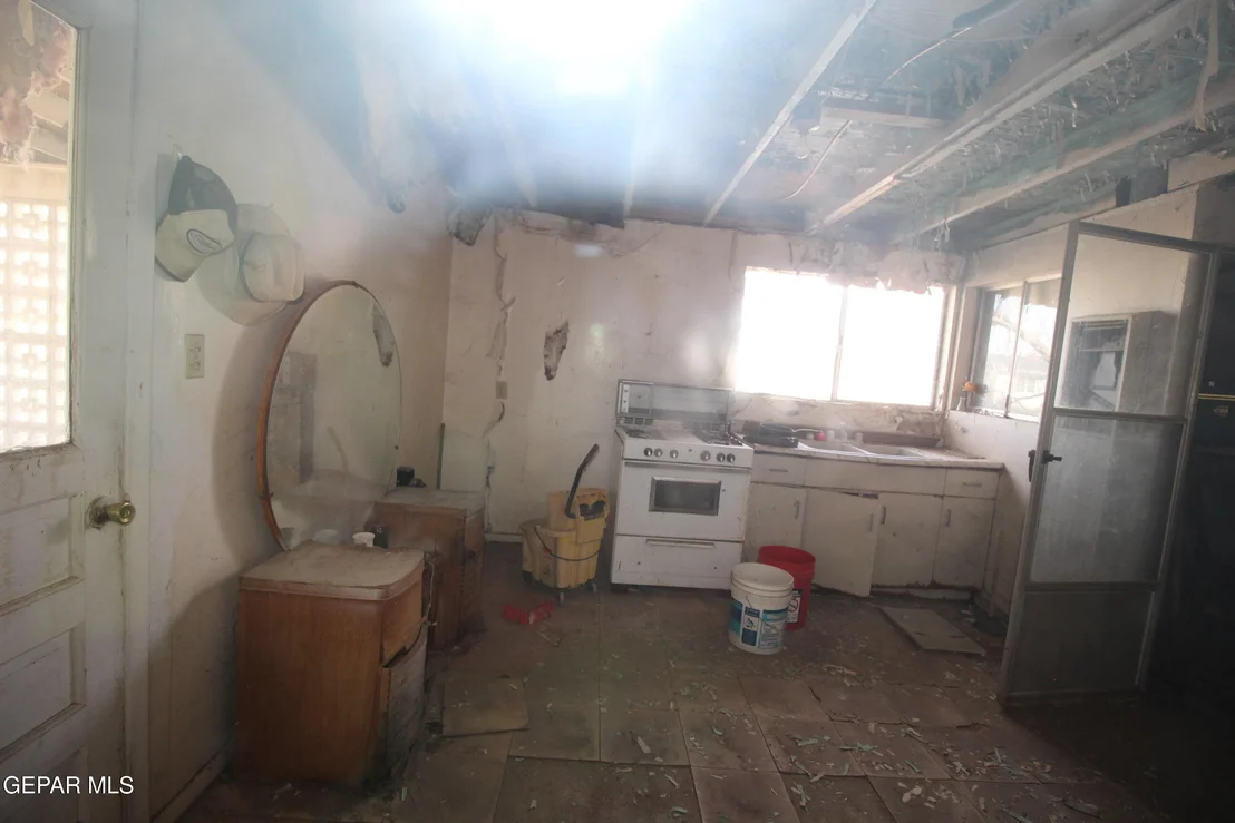 Photo of 148 PACIFIC Drive