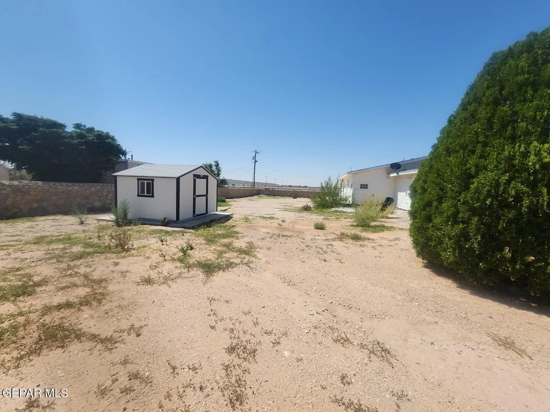 Photo of 15300 Desert Bloom Drive