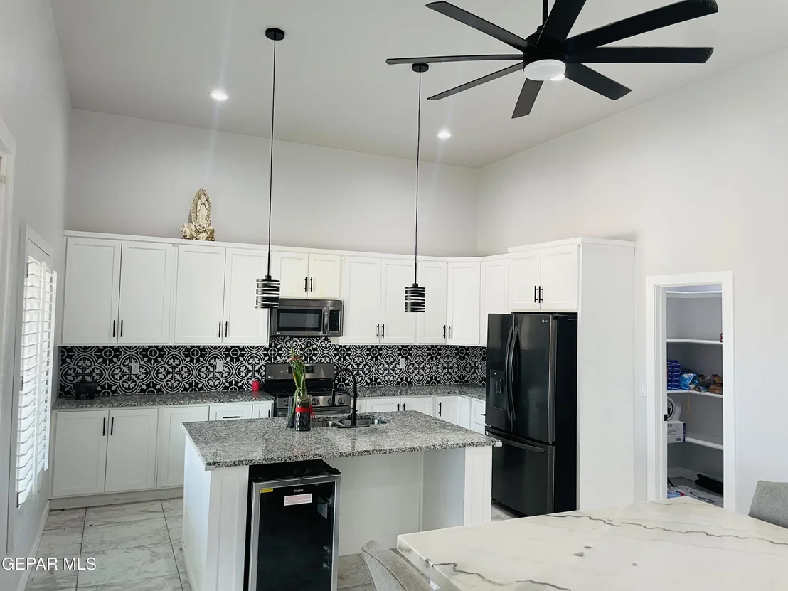 Photo of 3651 Krag Street