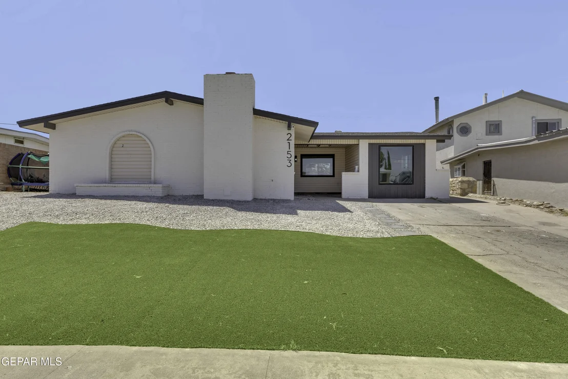 Photo of 2153 SEPTIEMBRE Drive