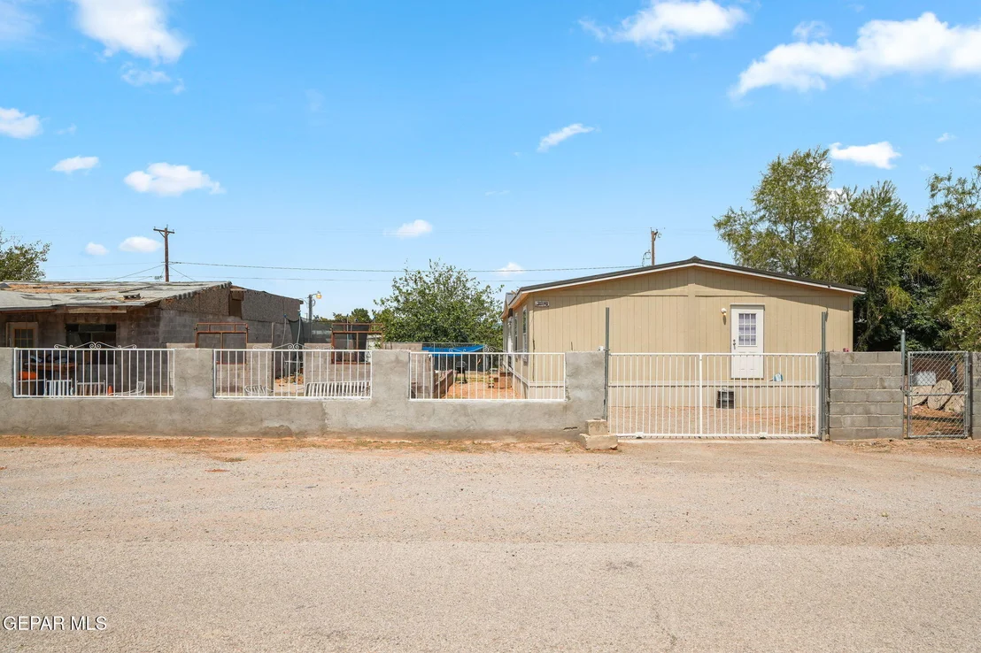 Photo of 3670 WHITETAIL DEER Drive