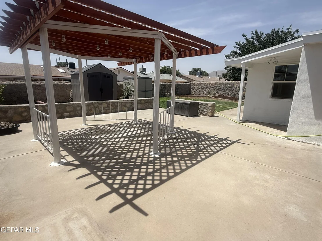 Photo of 5744 Longview Circle