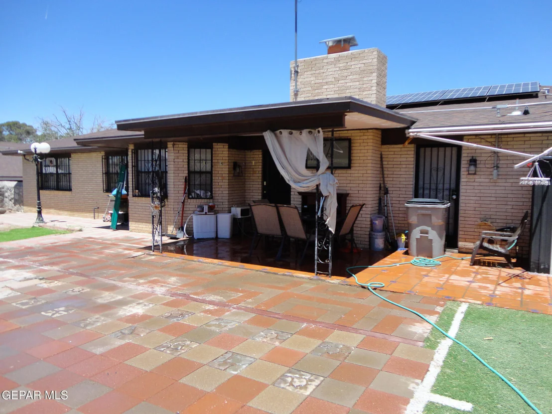 Photo of 624 DE LEON Drive