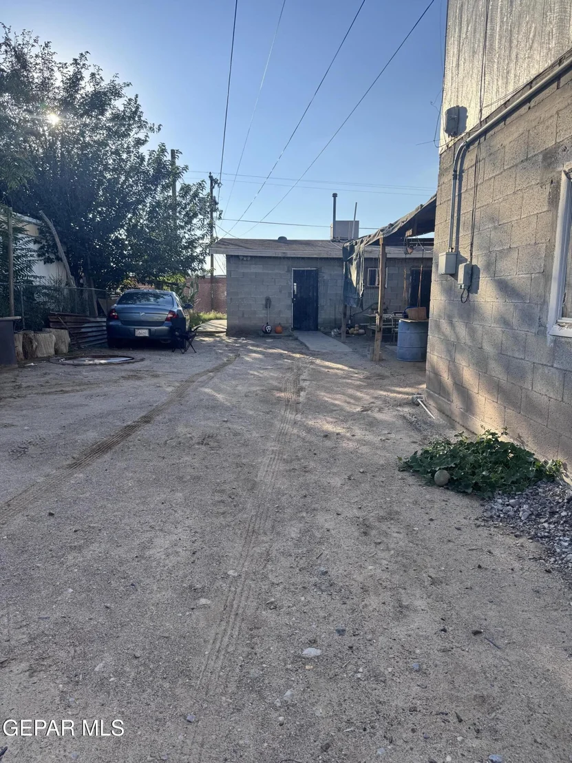 Photo of 7045 1st Street