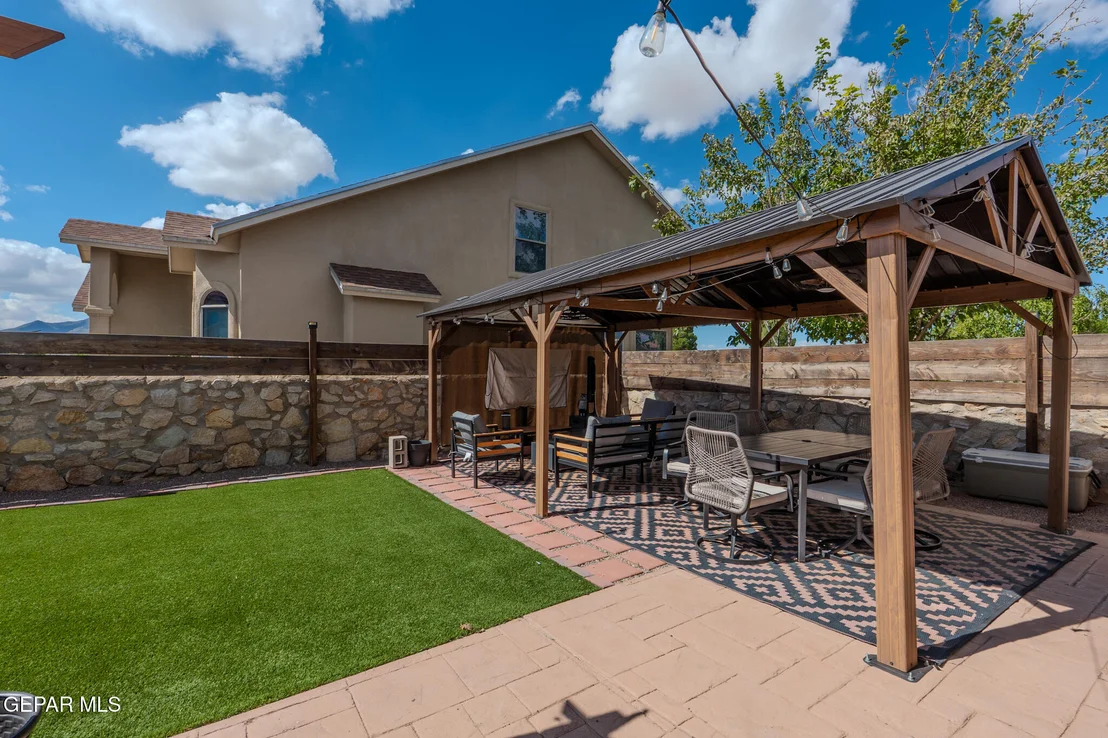 Photo of 10031 PALOMA Drive
