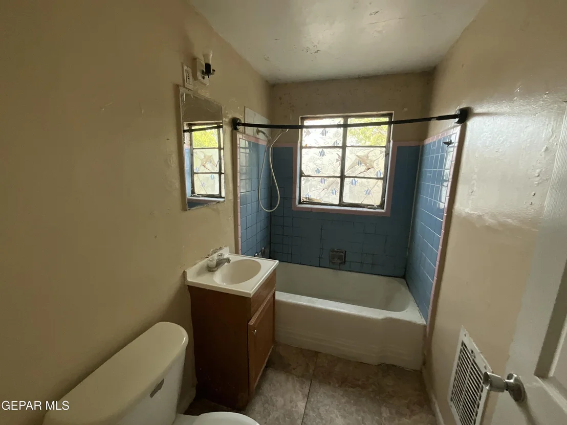 Photo of 320 Edith Drive