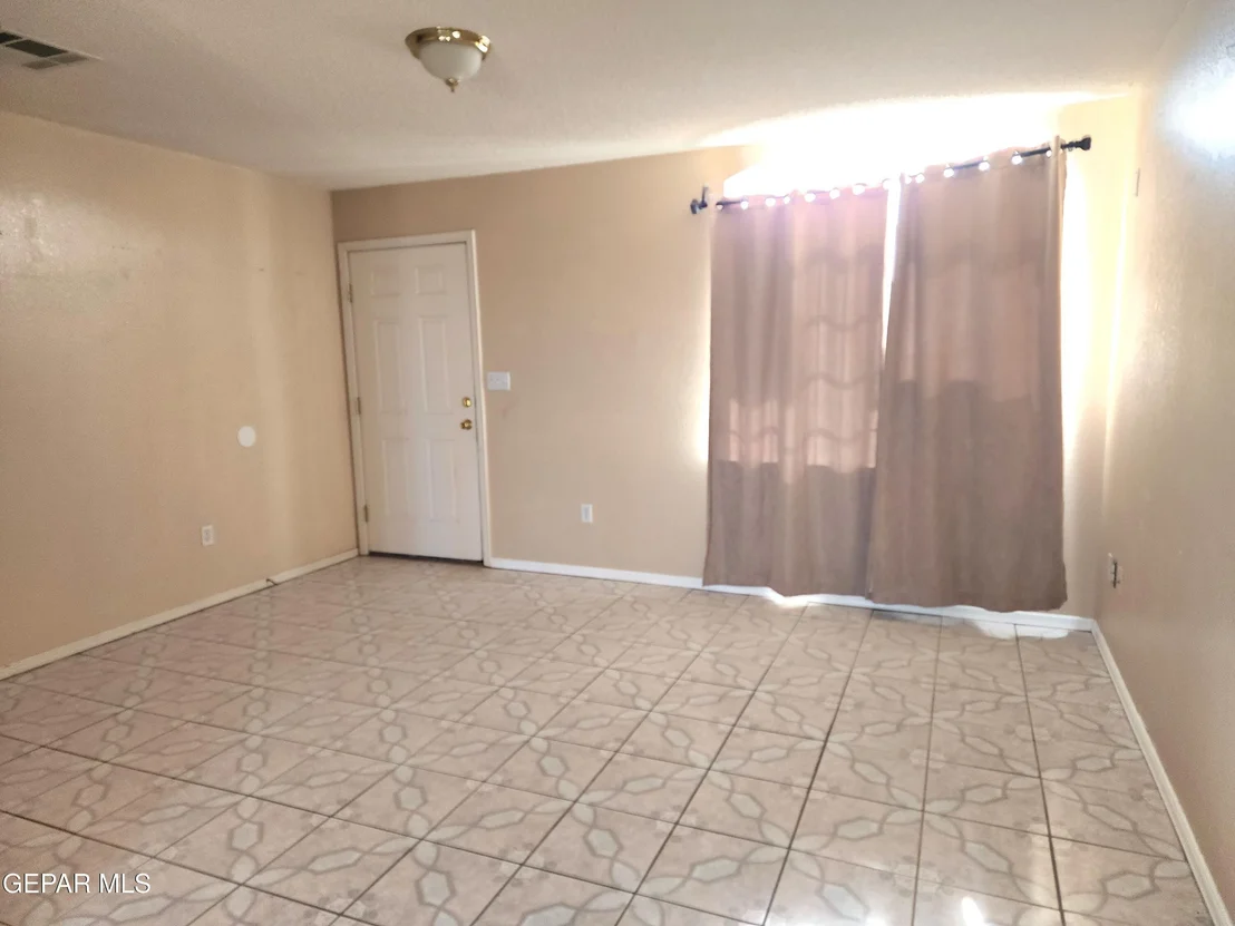 Photo of 6241 Kings Bridge Drive