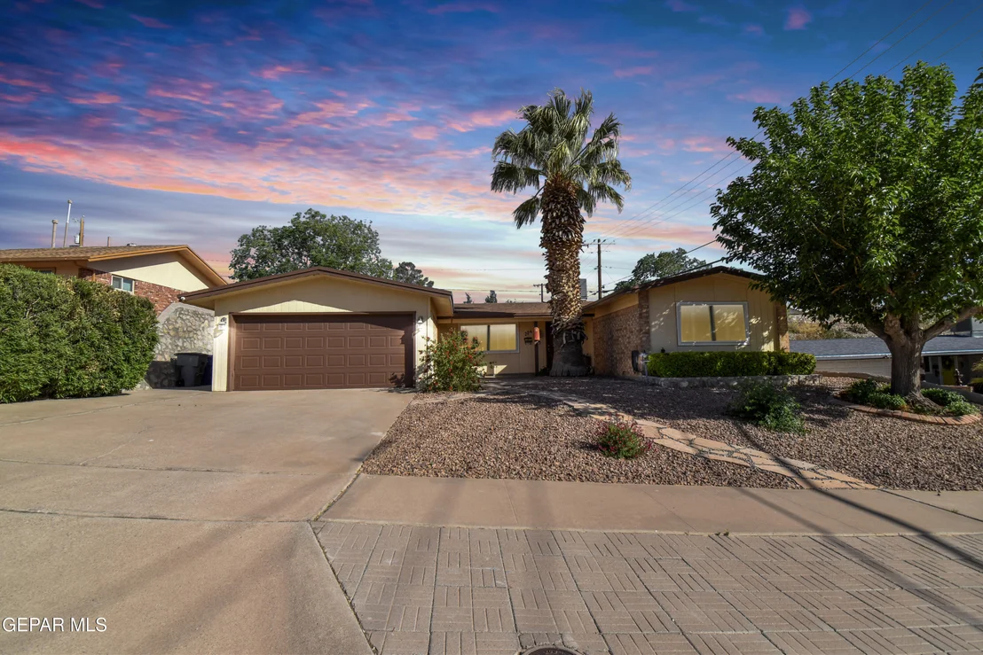 Photo of 224 Lomont Drive