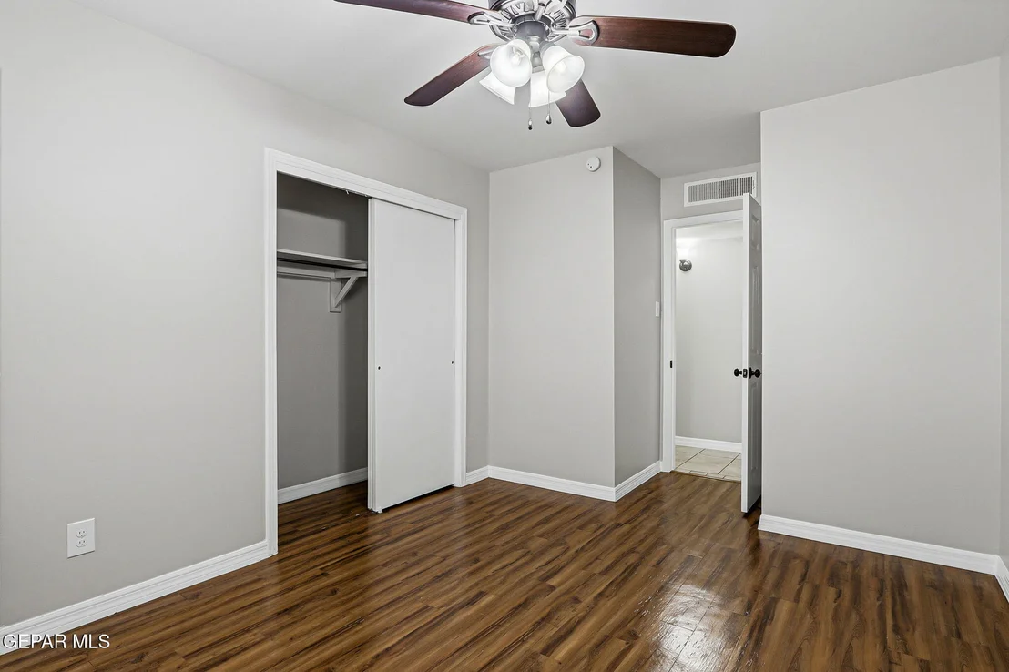 Photo of 5708 LEXINGTON Drive