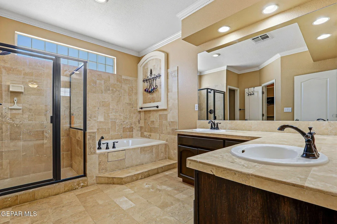Photo of 6517 ISLA DEL REY Drive