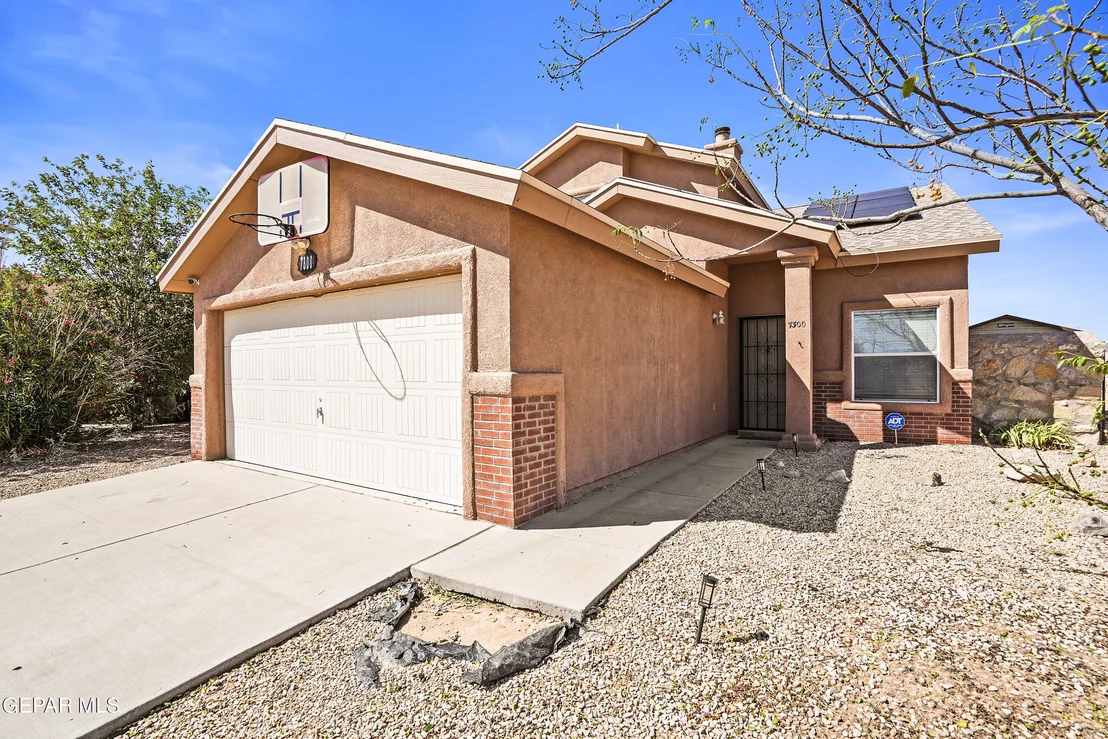 Photo of 7300 SACHET CLIFF Drive