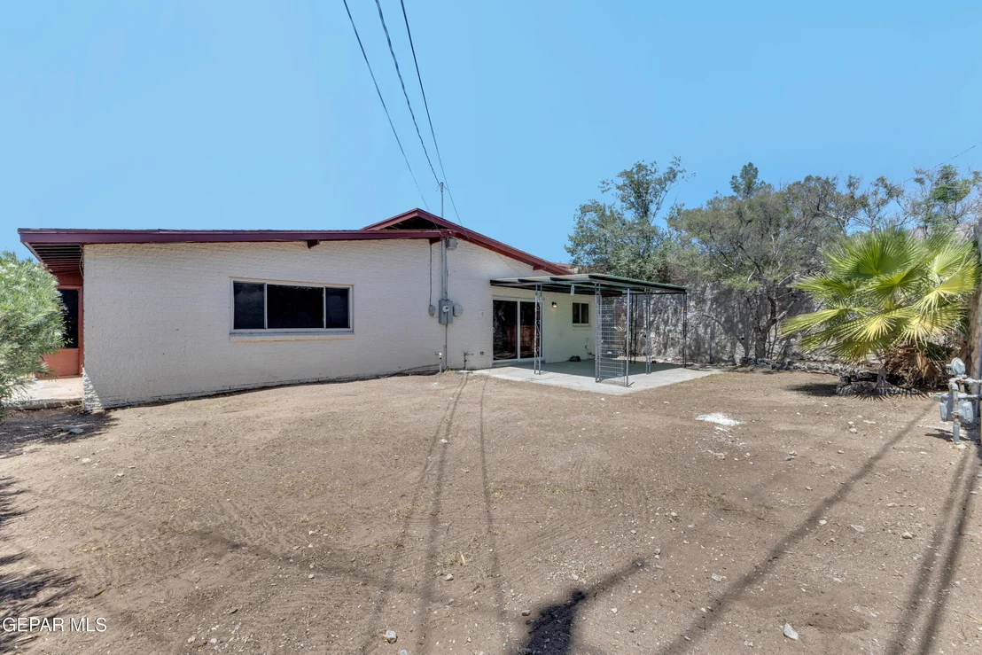 Photo of 404 CHERMONT Drive