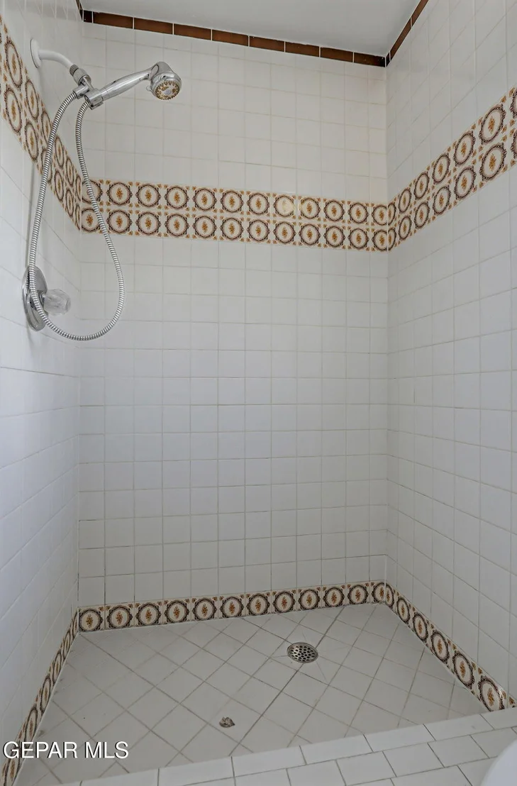 Photo of 6005 MIDAS Drive