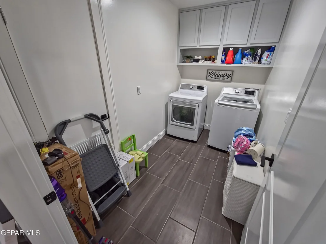 Photo of 7321 CUBA Drive