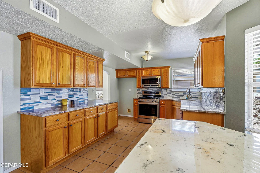 Photo of 6313 FRANKLIN RIDGE Drive