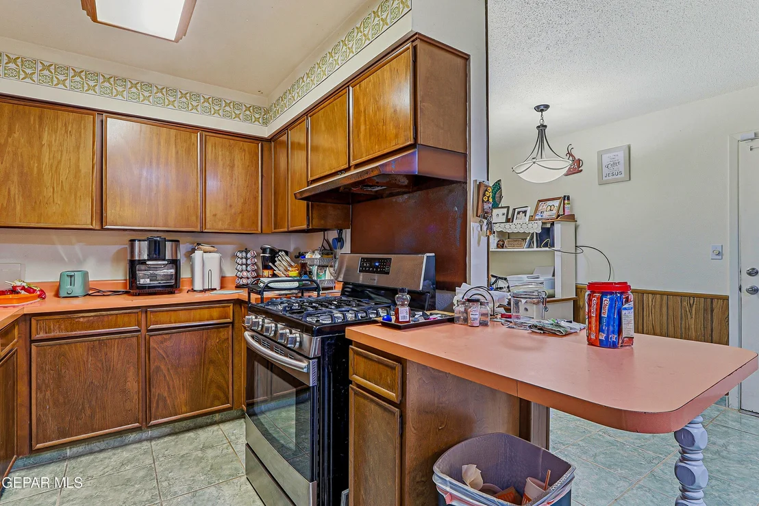 Photo of 10537 SAIGON Drive