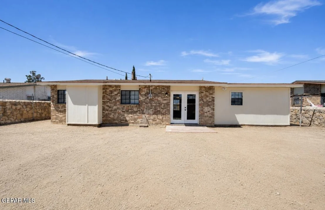 Photo of 404 ROCCA Lane