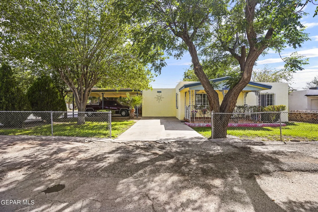 Photo of 201 Green Haven Place