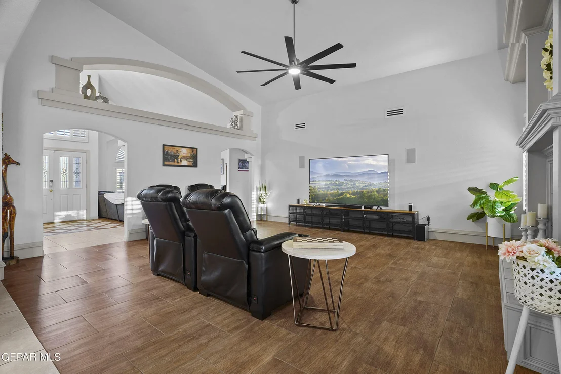 Photo of 1533 Cimarron Ridge Drive