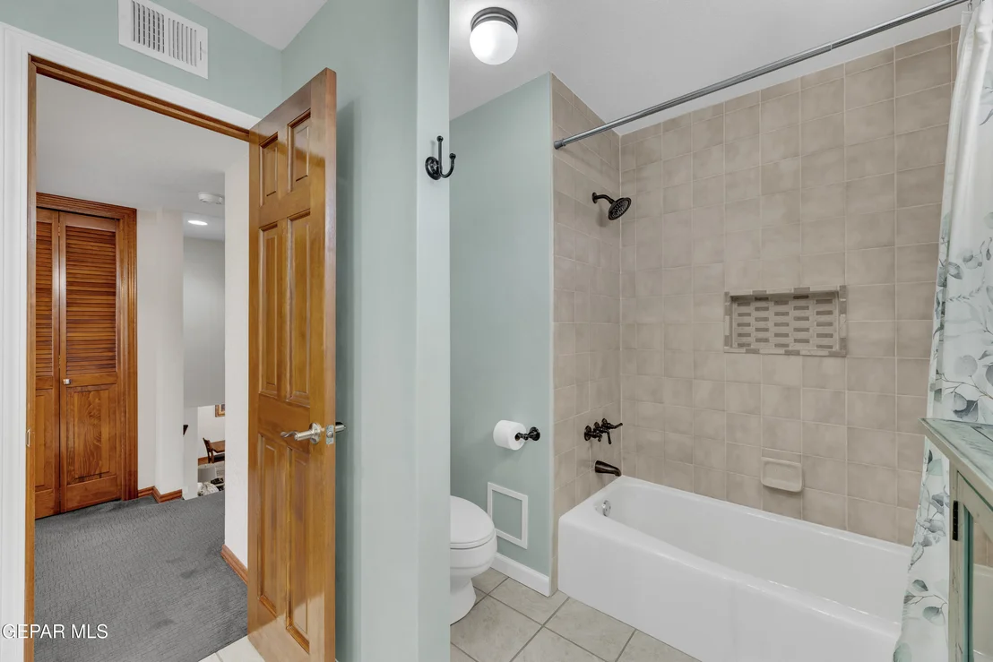 Photo of 7016 TOLUCA Drive