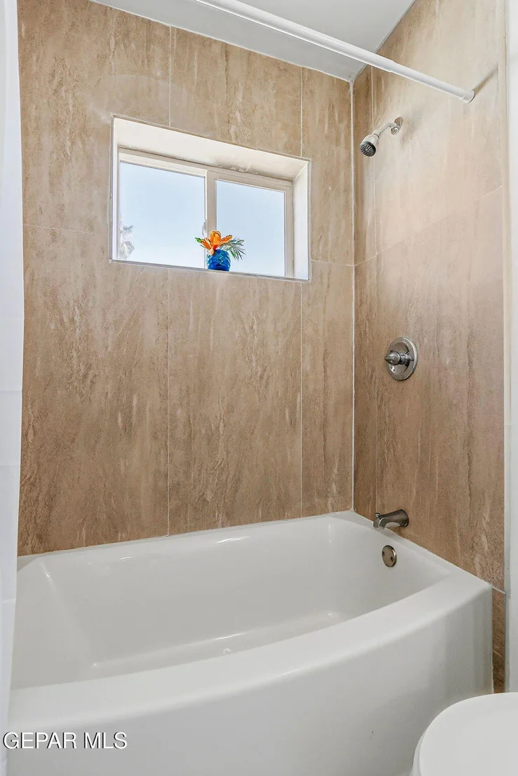 Photo of 228 WOOLDRIDGE Drive