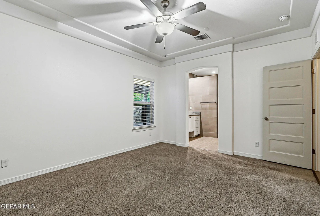 Photo of 932 PENRITH Street