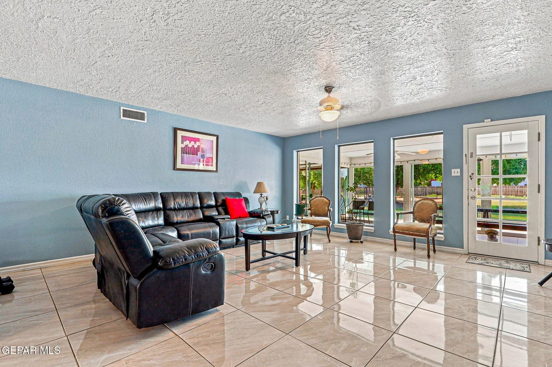 Photo of 125 LA NELL Drive
