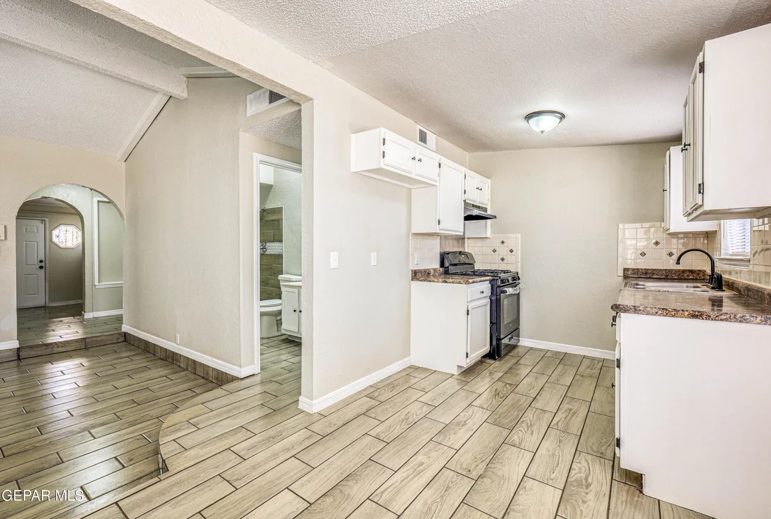 Photo of 4883 Maureen Circle
