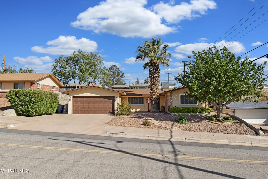 Photo of 224 Lomont Drive