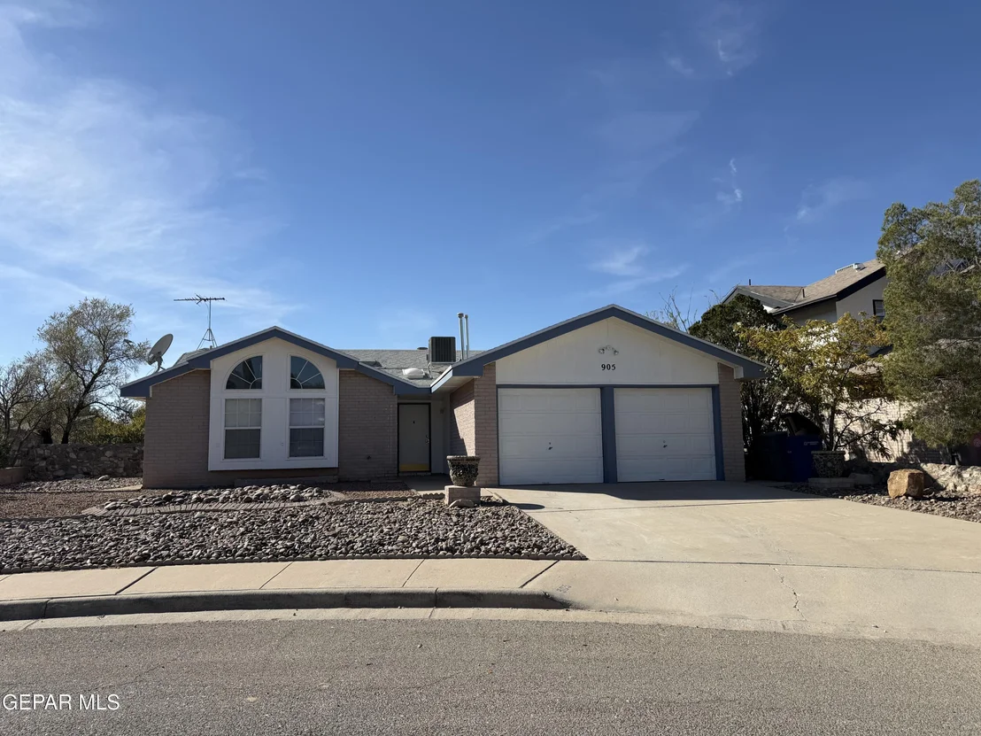 Photo of 905 Mark Wallace Lane
