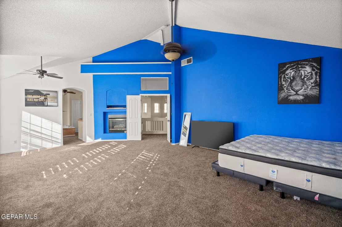 Photo of 2013 SHADOW RIDGE Drive