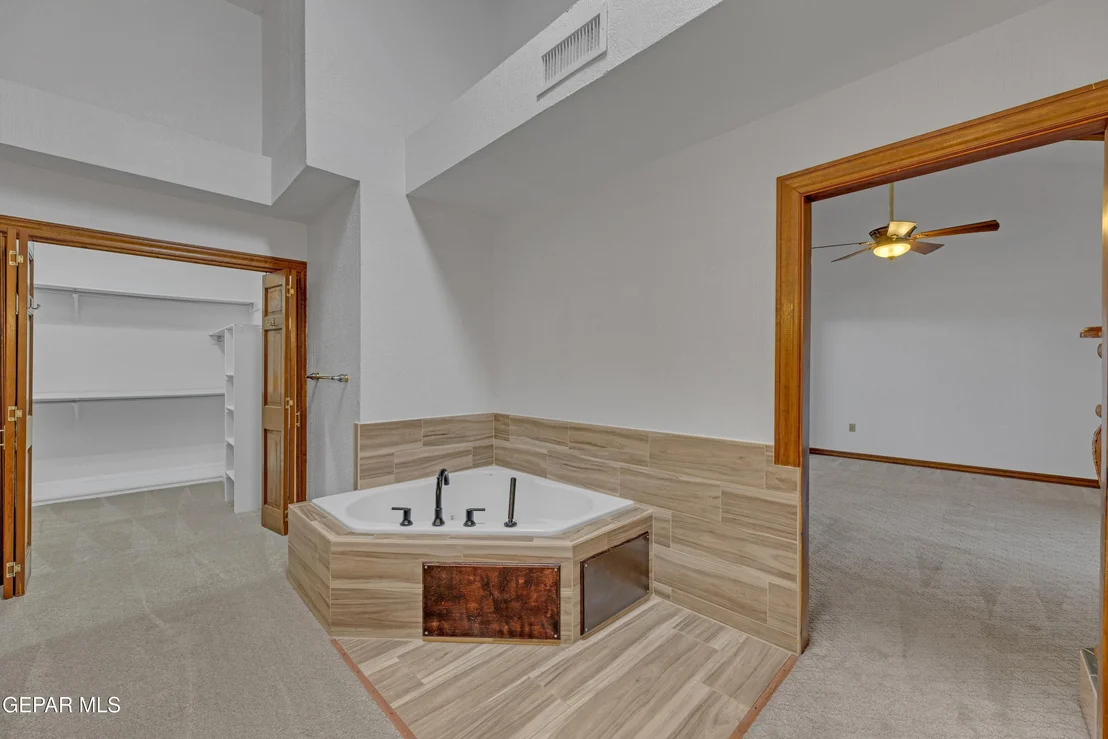 Photo of 11417 Tom Ulozas Drive