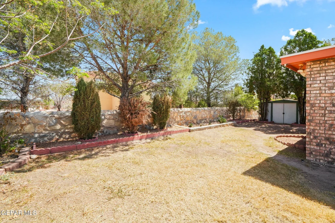 Photo of 3012 SYLVAN LAKE Place