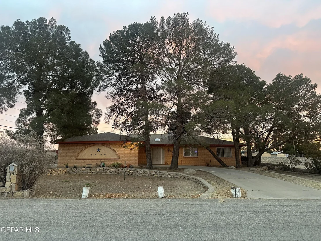 Photo of 9190 COVENTRY Circle