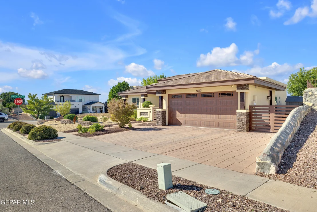 Photo of 1695 OPTIMA Way