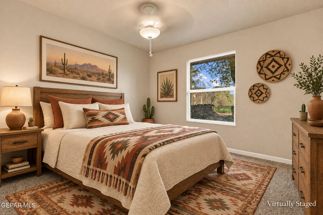 Photo of 220 SERRANIA Drive