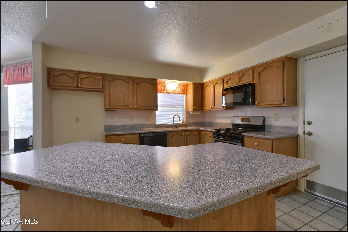 Photo of 7516 BIG BEND Drive