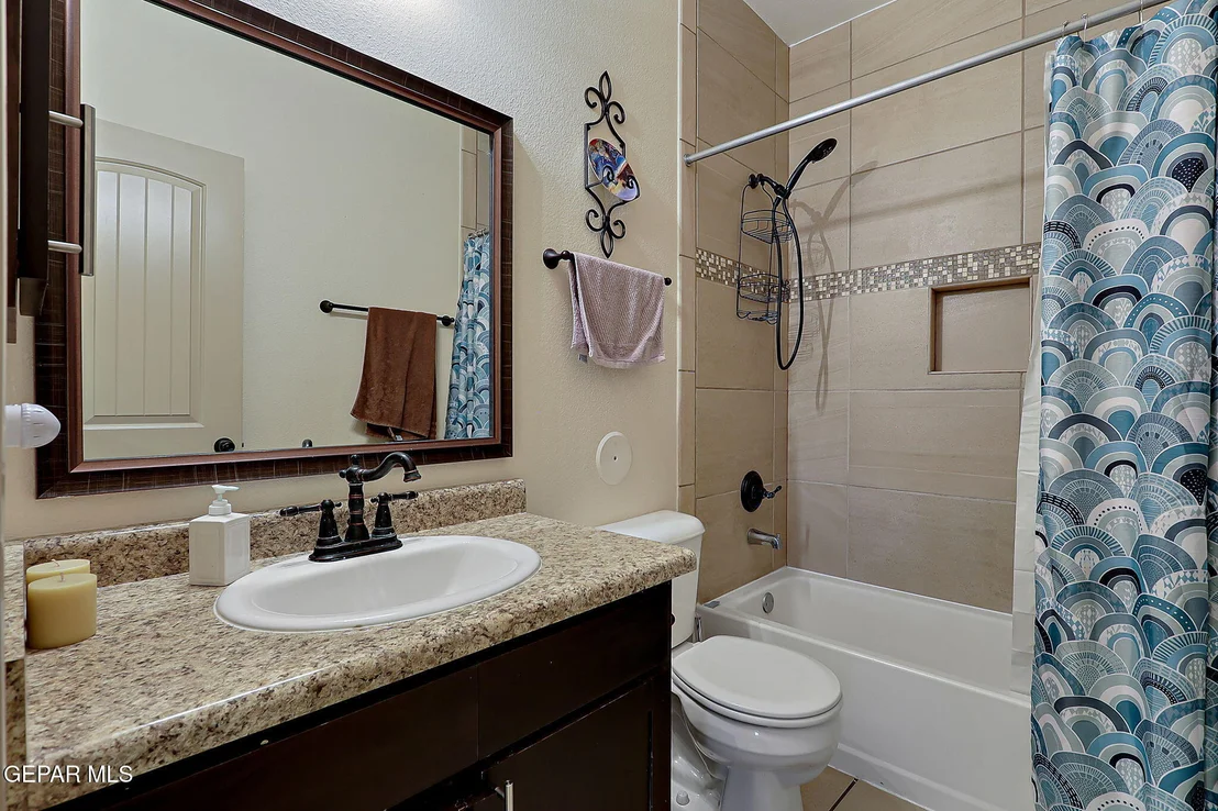 Photo of 13174 Wesleyan