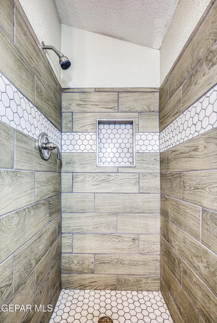 Photo of 4883 Maureen Circle