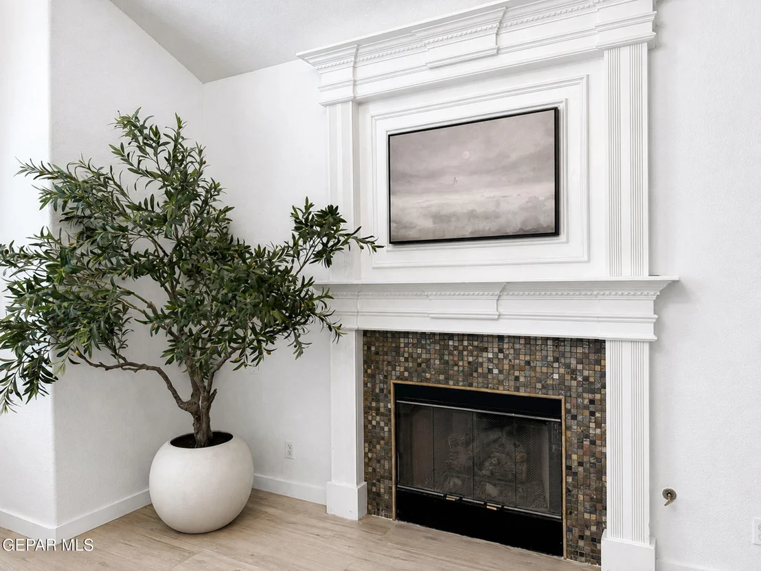 Photo of 6633 WIND RIDGE Drive