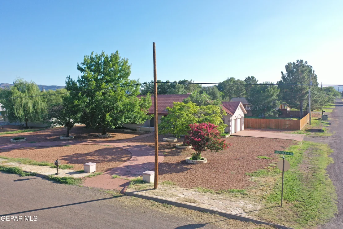 Photo of 1207 FIGHTING BUCK Avenue