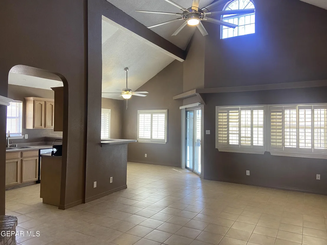 Photo of 1261 Vikki Carr Lane
