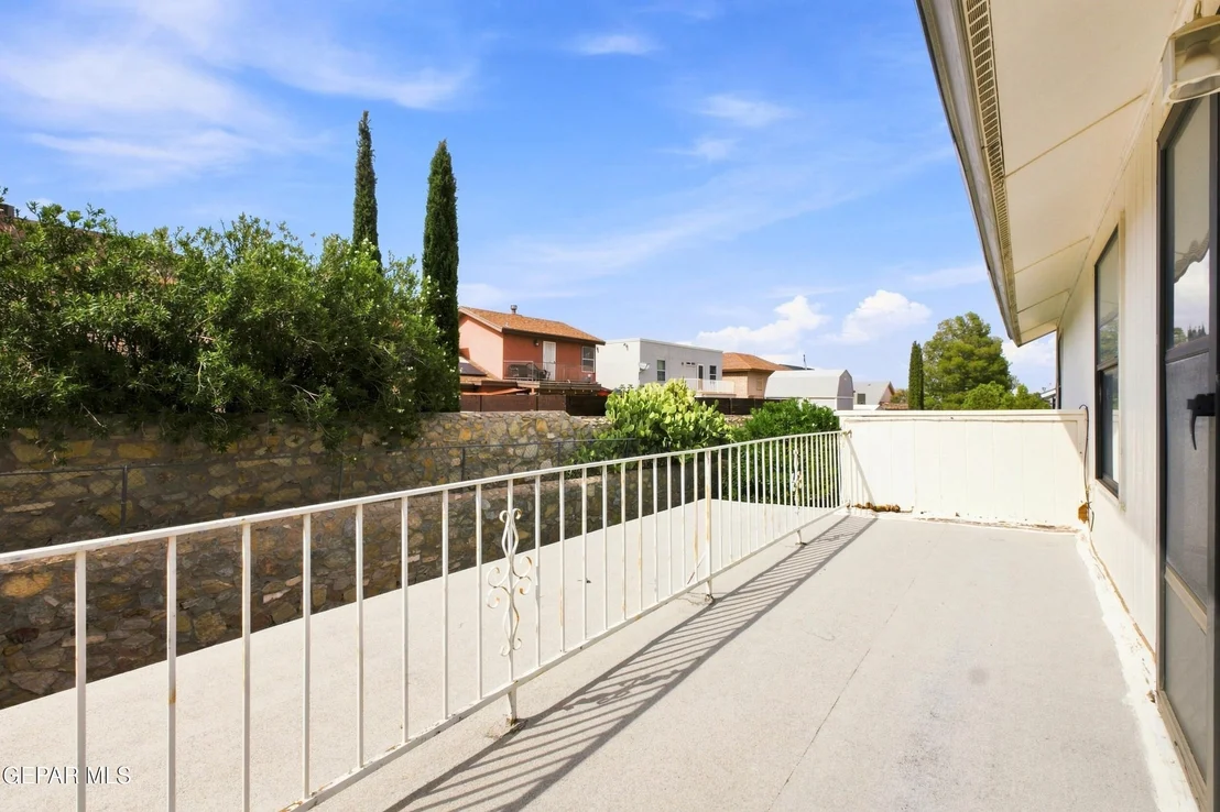 Photo of 10769 Pleasant Hill Drive